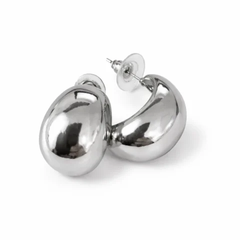 pendientes Nara acero inoxidable y plateado diseño gota fondo blanco