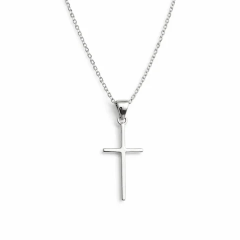 Cadena Cruz Pure Plata de plata de ley 925 sobre fondo blanco