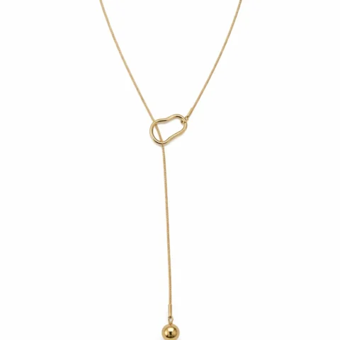 Collar Corazón Libre en acero dorado sobre fondo blanco con diseño ajustable y colgante de esfera