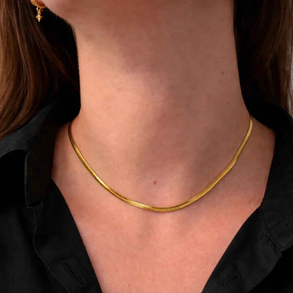 Collares mujer: guía para elegir collar oro, perlas y cruz